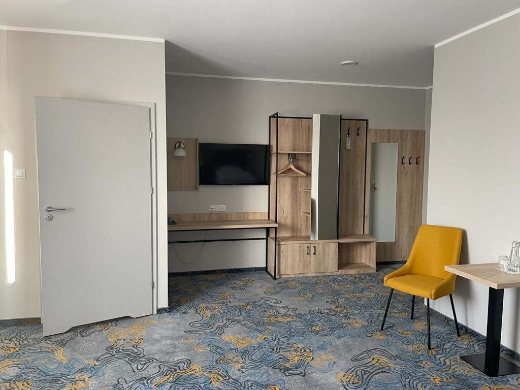 פוליס Hotel Dobosz מראה חיצוני תמונה