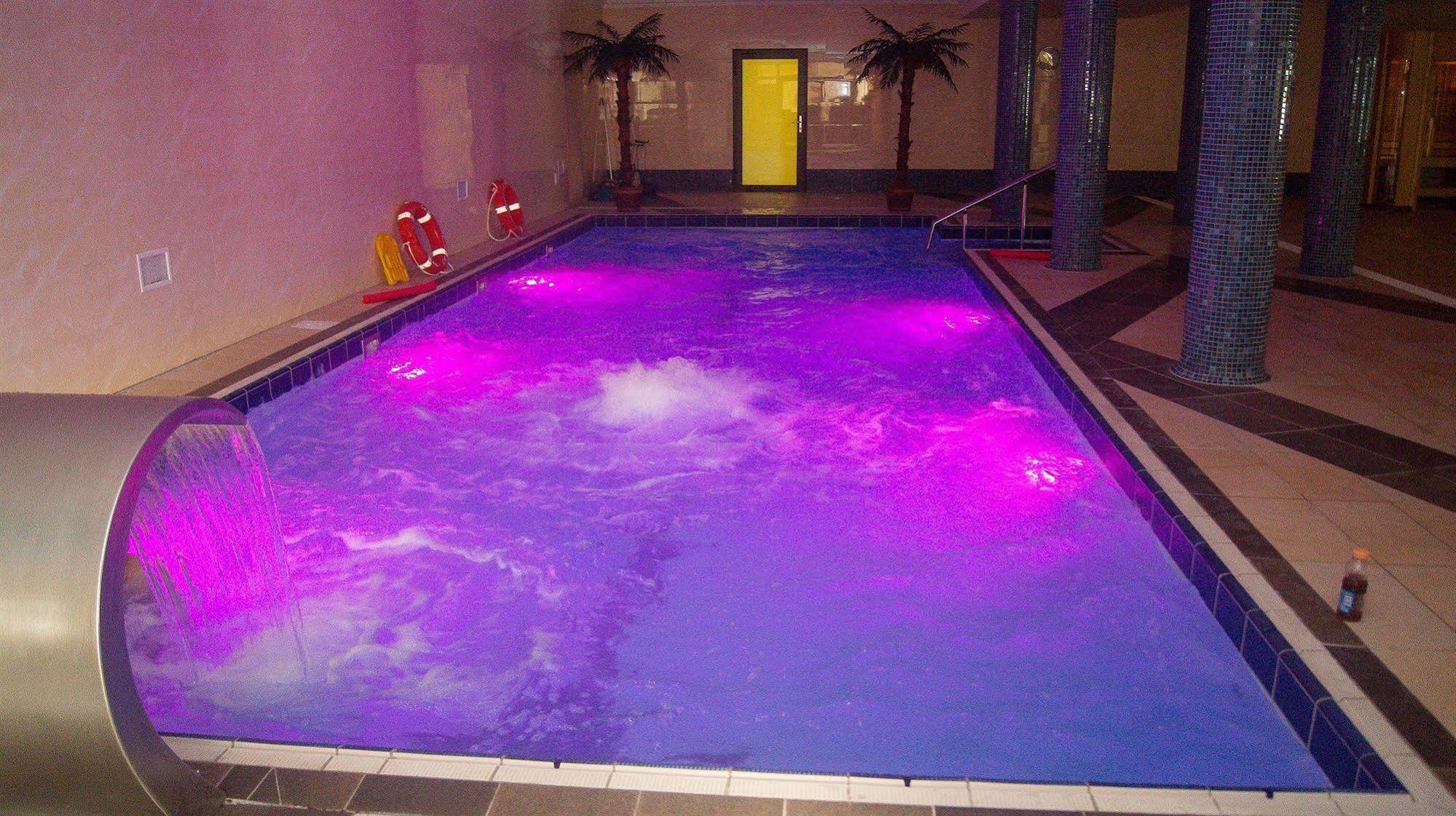 פוליס Hotel Dobosz מראה חיצוני תמונה