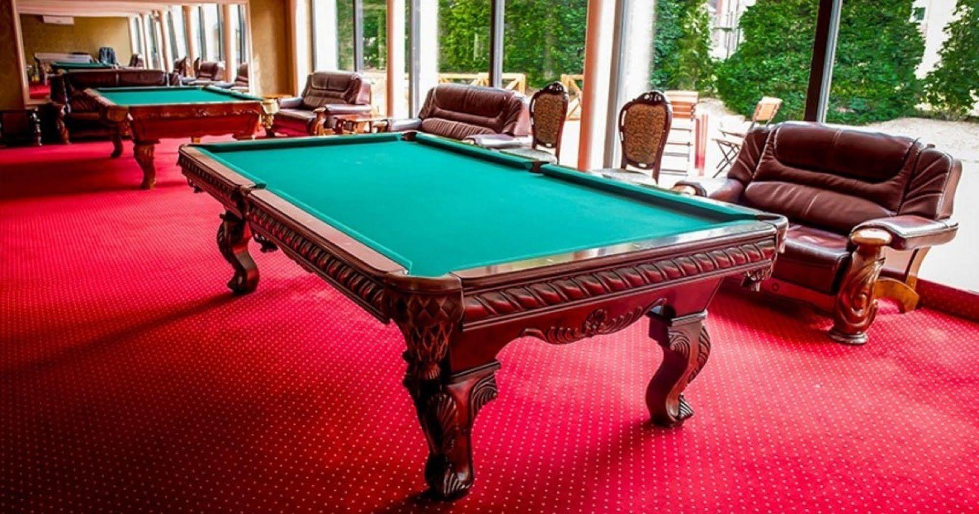 פוליס Hotel Dobosz מראה חיצוני תמונה